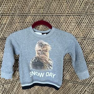 Gap Special Edition Star Wars Sweatshirt - Adorable & Cozy!"